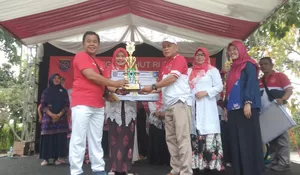Puncak HUT RI Kecamatan Tapos Meriah, Bagikan Puluhan Doorprize Menarik