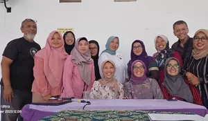 SKSG UI Sosialisasikan UU ITE di Mekarjaya