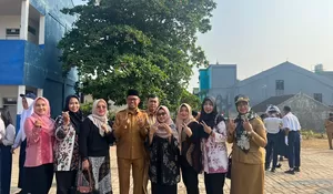 Melongok Upacara Bendera di SMPN 22 Depok, Imam Budi Hartono Berikan Motivasi Siswa