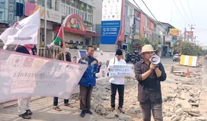 Suplai Makanan ke Tentara Israel, McDonald's Margonda Depok Digeruduk Massa, Begini Tuntutannya