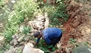 DPUPR Tangani Longsor  di Harjamukti