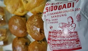Kuliner Legendaris Murah Meriah di Kota Bandung, Toko Roti Sidodadi 'Makin Lama Makin Jadi' di Usia 69 Tahun