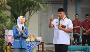 Sosialisasikan Wawasan Kebangsaan di SMA PGRI 2 Kota Bekasi, Ini Pesan Tri Adhianto Buat Para Pelajar