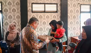 Pj Bupati Purwakarta Benni Irwan Pastikan 700 Orang Dapat Bantuan Pangan Penanganan Stunting