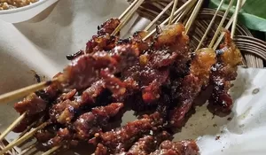 Cari Sate Maranggi di Cianjur? 4 Tempat Makan Pecinta Kuliner Legendaris Ini Favorit dan Nggak Pernah Sepi!