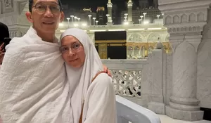 Rayakan Ulang Tahun yang ke-52 dengan Menunaikan Ibadah Umroh, Melly Goeslaw: Perayaan Bersiap untuk Pulang…
