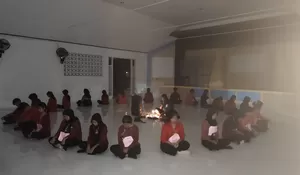 Pelatihan PMR Wira SMKN 1 Jember Ditutup Ritual Siram Kembang, Puluhan Anggota Baru Siap Mengabdi