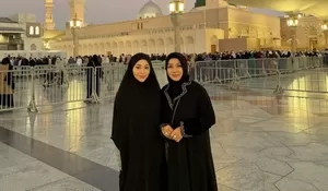 Potret Sederhana Nikita Willy Umrah Awal Tahun, Ajak Ibunda dan Suami Tercinta