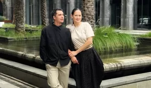 Pesan Spesial Donna Harun untuk Ultah ke-39 Ricky Harun:  Ibu Love You..
