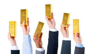 Rekor Baru Emas Nasional! Harga Emas Antam Tembus Rp3 Juta per Gram untuk Pertama Kalinya!