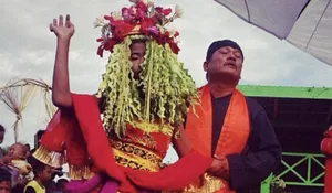 Dikenal Mistis! Tari Seblang Olehsari Banyuwangi, Menolak Jadi Penari akan Sial dan Kena Gangguan Mental, Begini Asal-usulnya...