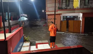 Jember Dikepung Banjir Luapan dan Longsor, 191 KK Terdampak di Kawasan Kota