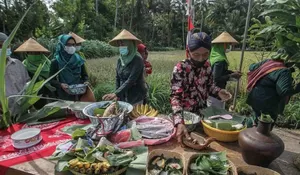 Sego Wiwit: Sajian Ritual Petani Jawa Penanda Awal Panen yang Menyimpan Sejarah dan Makna Budaya