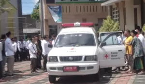 Ambulan Jenazah PMI Jember Antar Jenazah Dosen UIN KHAS ke Lumajang, Wujud Pelayanan Kemanusiaan untuk Dunia Pendidikan