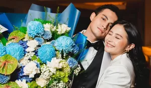 Omara Esteghlal Sumringah Usai Dapat Penghargaan Berkat Perannya dalam Film Pengepungan di Bukit Duri, Karangan Bunga Spesial dari Prilly Jadi Sorotan