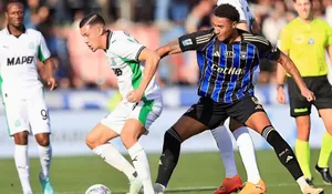 Tampil Kokoh dan Determinan! Jay Idzes Antar Sassuolo Taklukkan Pisa di Serie A Italia