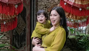 Jessica Iskandar Rayakan Ulang Tahun ke-38 di Bali, Penampilan Pakai Busana Adat Bareng Baby Hagia Jadi Sorotan