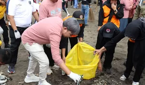 Jaga Geliat Wisata Pantai Jember, Bupati Gus Fawait Siapkan Roadmap Penanggulangan Sampah