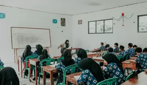 Curhat Guru PPPK di Sumedang Viral, Gaji Rp50 Ribu Dipotong BPJS Tersisa Rp15 Ribu, Begini Cerita Lengkap Fildzah
