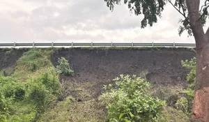 Aduan Warga Soal Titik Longsor di Exit Tol Probolinggo Timur Jadi Sorotan, Kondisi Tanah Dinilai Rawan dan Perlu Penanganan Segera!