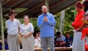 Dijatuhi Sanksi Adat di Tana Toraja, Pandji Pragiwaksono Terima Denda 1 Ekor Babi dan 5 Ayam sebagai Bentuk Penyucian Diri