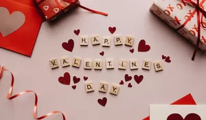 3 Puisi Romantis Spesial Hari Valentine, Tebar Kasih Sayang  ke Pasangan pada 14 Februari 2026