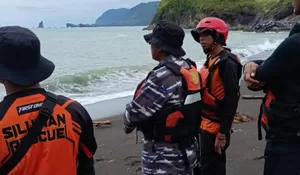 4 Fakta Pencarian Pemancing Asal Jember yang Jatuh di Pantai Cangaan, Tim SAR Gabungan Gunakan Pola Parallel Search Pattern