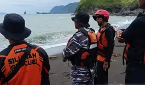 Jatuh saat Mancing, Pemuda 20 Tahun Asal Desa Garahan Hilang Terseret Ombak di Pantai Cangak’an Ambulu, Bagaimana Nasibnya Kini?