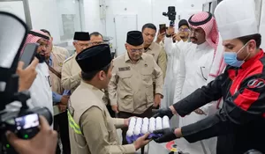 Gus Irfan Pastikan Dapur Haji di Makkah Sajikan Cita Rasa Nusantara yang Higienis dan Berkualitas untuk Jemaah Indonesia