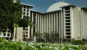 Kronologi Ruang Server Masjid Istiqlal Jakarta Kebakaran saat Sholat Tarawih Berlangsung, 9 Mobil Damkar Dikerahkan Padamkan Api, Begini Kondisinya