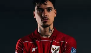 Cerita Shayne Pattynama Rasakan Ramadhan Pertama dan Ikut Berpuasa Bersama Rekan di Indonesia
