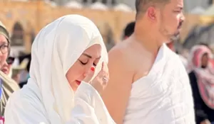 Warnai Ramadhan! Sultan Djorghi dan Istri Melaksanakan Ibadah Umrah