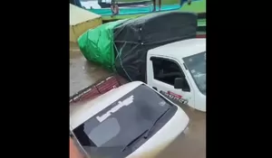 Feri Penyeberangan di Sungai Mahakam Tenggelam, Sejumlah Kendaraan Ikut Terendam di Sebulu