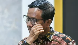 Buntut Pencopotan Dekan FK Unair, Mahfud MD Ingatkan Unair Terbuka