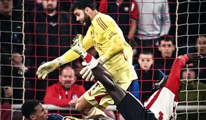 Sunderland Bikin Kejutan! Tim Promosi Gagalkan Laju Sempurna Arsenal Lewat Gol Penutup Spektakuler