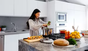 Cara Gen Z Menjaga Pola Hidup Sehat Meski Sering Begadang