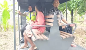 Polsek Kaligondang Bantu Evakuasi ODGJ Meresahkan di Penaruban Purbalingga