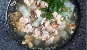 Cocok Jadi Hidangan Kala Hujan! Resep Sup Ayam Lobak Gurih Segar dan Menghangatkan Tubuh