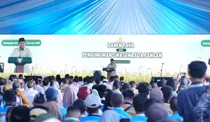 Bareng Petani di Karawang, Prabowo Umumkan Keberhasilan Indonesia Swasembada Pangan 2025