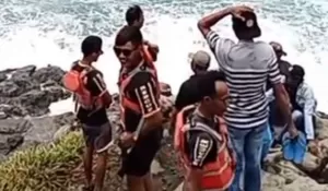 Geger Dua Pemancing Hilang di Tebing Gredan Pantai Selatan Gunungkidul Yogyakarta