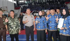 Lepas Status Honorer, 2.785 Guru dan Tenaga Teknis Lahat Terima SK PPPK Paruh Waktu