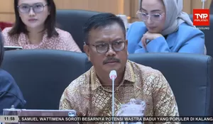 DPR Kritik BGN Soal PPPK SPPG hingga Singgung Gaji Sopir MBG Lebih Tinggi dari Guru: Tolong Bisiki Pak Presiden