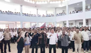 Lantik 1.308 PPPK Paruh Waktu, Bupati Manggarai Barat Janji Perjuangkan Kesejahteraan Pegawai