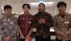 *Momen Spontan Prabowo Beri Ucapan Selamat Ulang Tahun ke Mahasiswi Indonesia di Yordania*