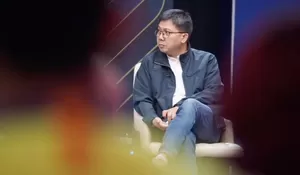 Netizen Kumpul! Bung Towel Klaim Dapat Bocoran dari PSSI Soal Target Tinggi STY di AFF 2024 hingga Insiden Panasnya Ruang Ganti Garuda