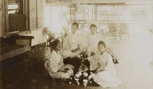 Kartini Adalah Pemberontak di Masanya: Tolak Cium Kaki Suami, Tetap Ingin Ajar Perempuan