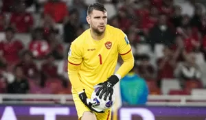 Absen Lawan China, Kiper Indonesia Maarten Paes Sesali Akumulasi Kartu Kuning Gegara Ulur Waktu