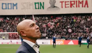 Mengenal Simon Tahamata, Pemandu Bakat Baru Timnas Indonesia yang Legendaris dan Berdarah Maluku