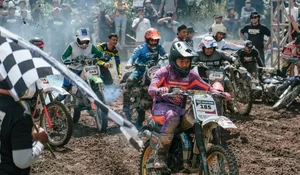 Ribuan Biker Motor Tril Tua Serbu Bali, Arisan Tril Tua ke-8 Pecahkan Rekor Peserta