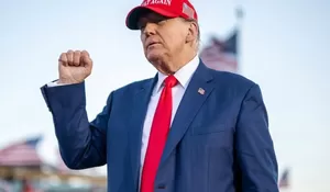 Trump Luncurkan Stablecoin USD1 setelah Sahkan GENIUS Act, Apa Dampaknya untuk Dunia Kripto?